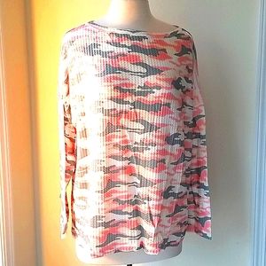 Gaovot🦓 Oversized WaffleKnit OffShoulder Pink Camo shirt blouse New w/ tag